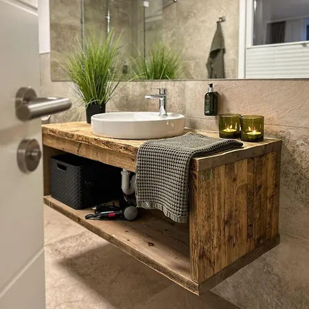 Buchenweg Apartment *